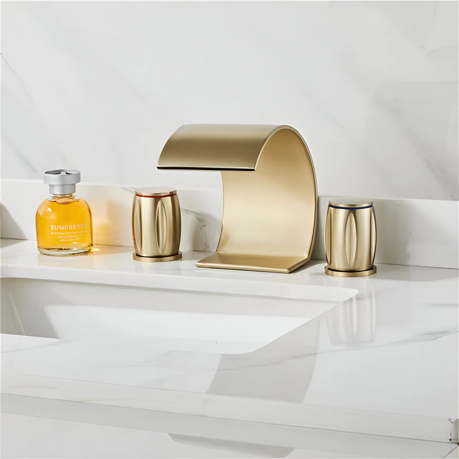 Bali - Bathroom Washbasin Waterfall Faucet Split Three-Piece - Image 7