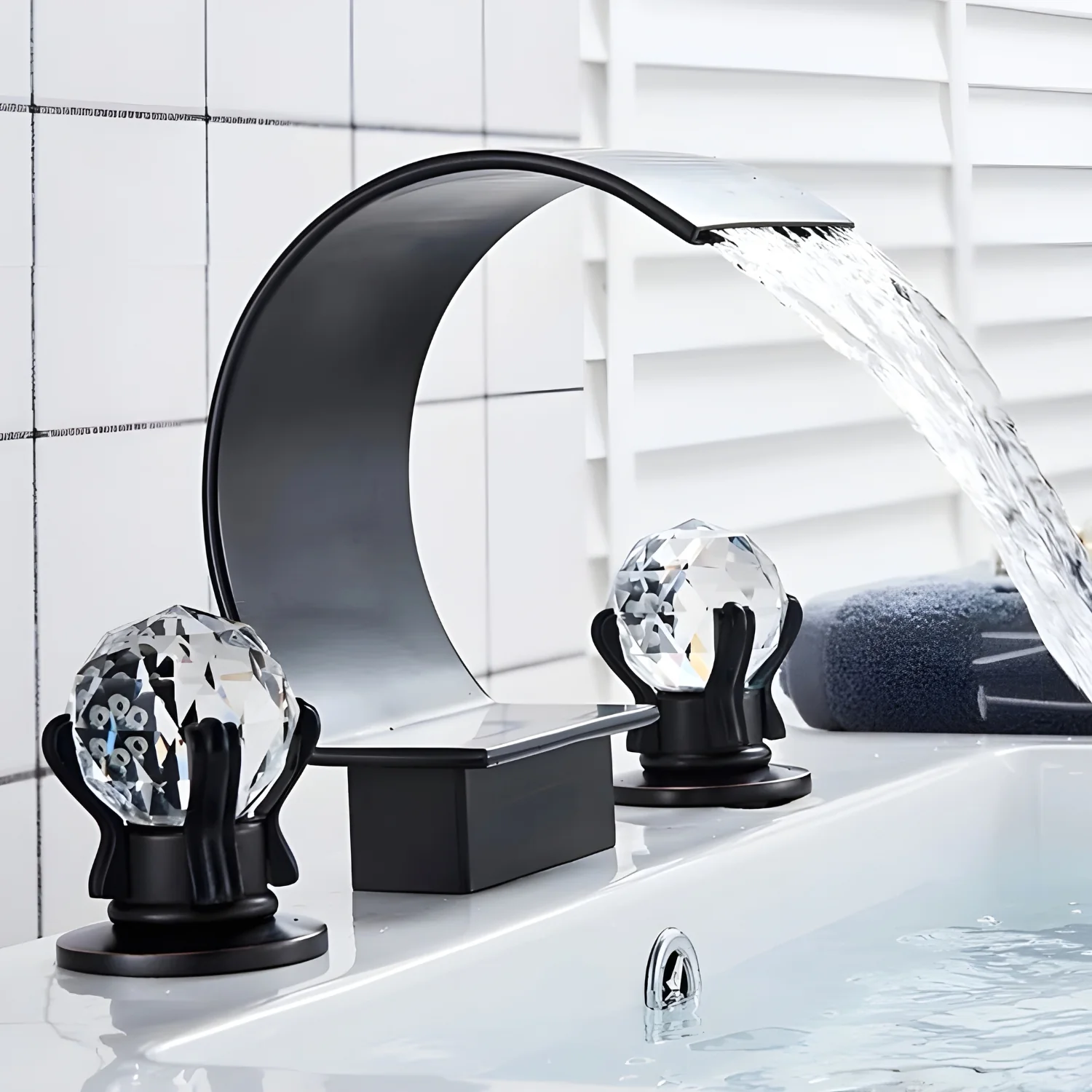 Halle - Three-Hole Waterfall Bathroom Faucet - Image 15