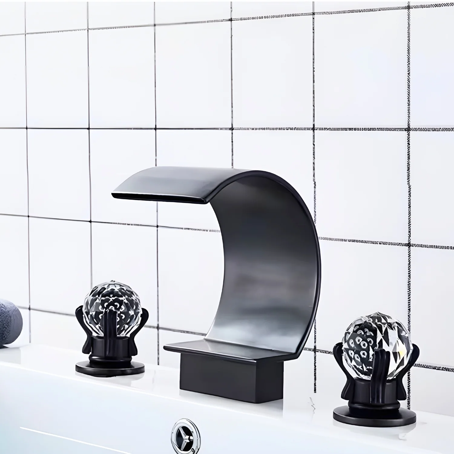 Halle - Three-Hole Waterfall Bathroom Faucet - Image 7
